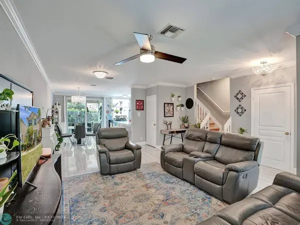 11011 Sea Hibiscus Ln #11011, Tamarac, FL 33321
