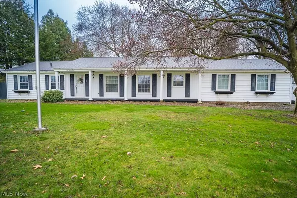 598 Robinson AVE, Barberton, OH 44203