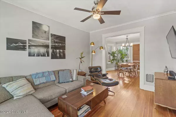 693 Myrtle Avenue, Albany, NY 12208