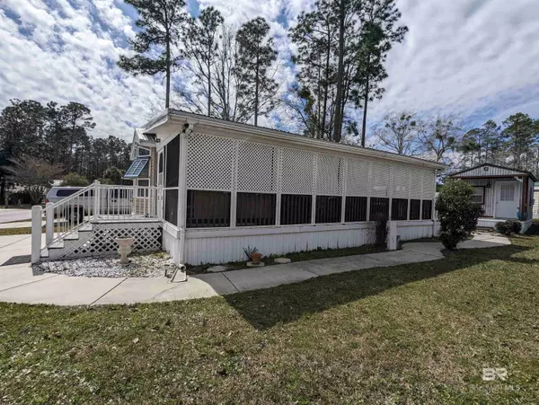 24711 County Road 20 #B9, Elberta, AL 36530