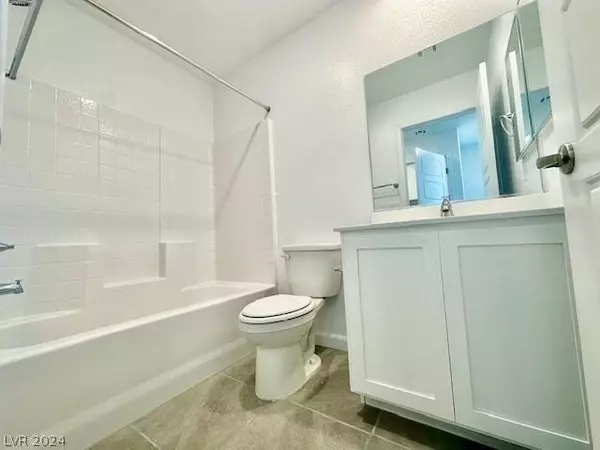 3502 Golden Chariot Avenue, Las Vegas, NV 89106