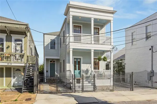 2513 CARONDELET ST, New Orleans, LA 70130