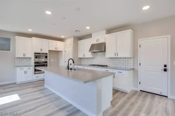 6213 Redstone Hills Drive, Las Vegas, NV 89148