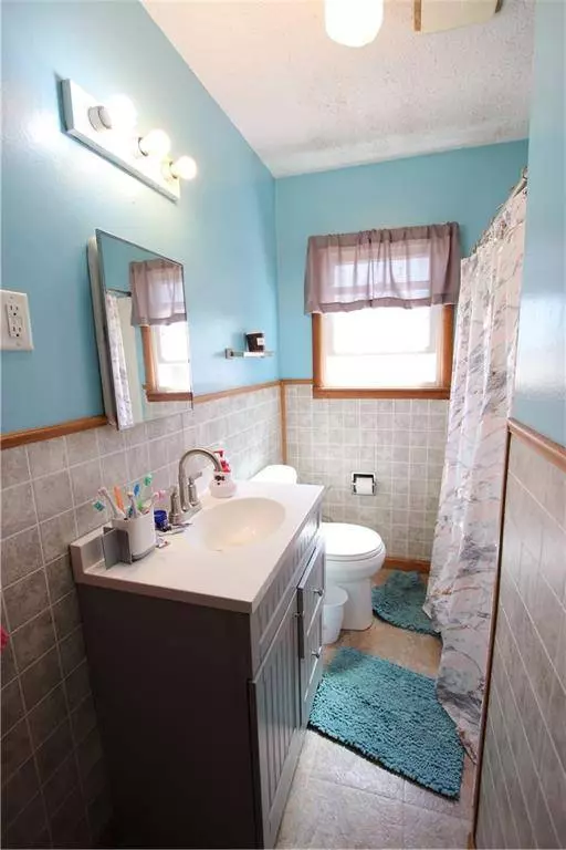 408 Jefferson ST, Warrensburg, MO 64093