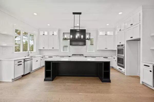 671 Embry LN, Marietta, GA 30066