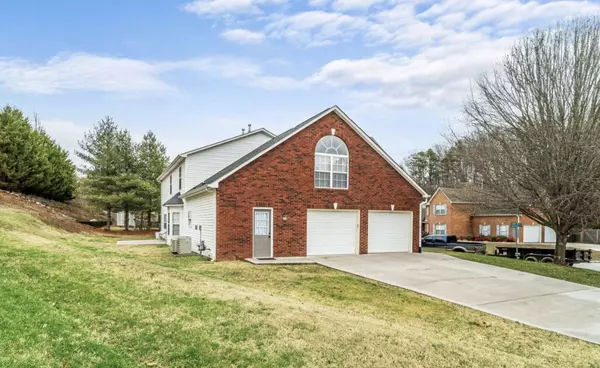 7307 Jenkins Creek Dr, Knoxville, TN 37931