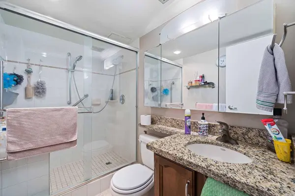 1208 14 AVE SW #305, Calgary, AB T3C 0V9