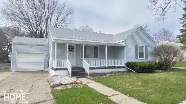 1017 N Dewey Street, Owosso, MI 48867