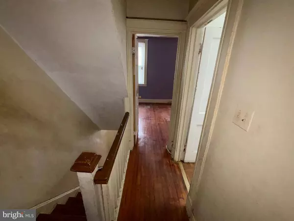 1619 CARSWELL ST, Baltimore, MD 21218