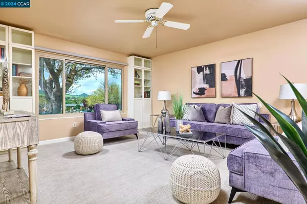 9 Cedarbrook Pl, Pittsburg, CA 94565