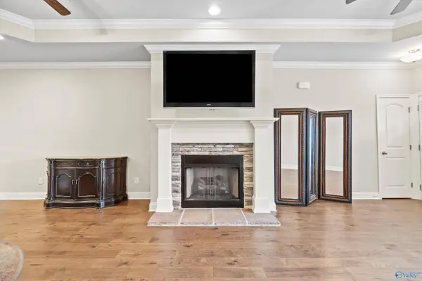 81 Cypress Grove Lane SW, Huntsville, AL 35824