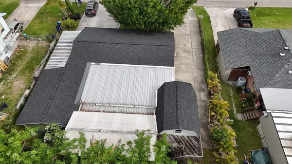 423 41ST ST W, Palmetto, FL 34221