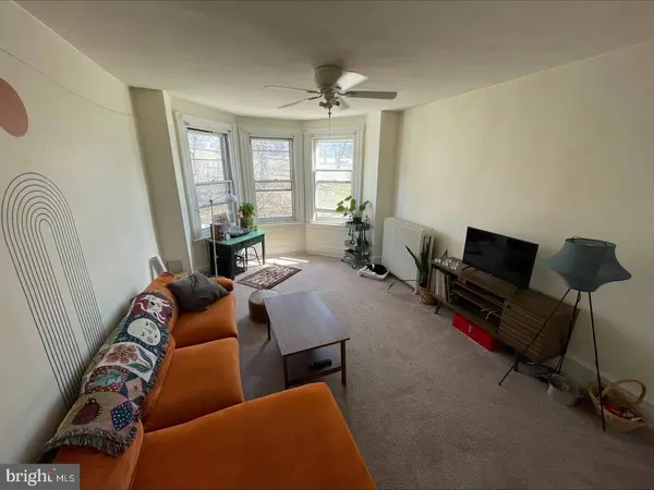 5338 RIDGE AVE, Philadelphia, PA 19128