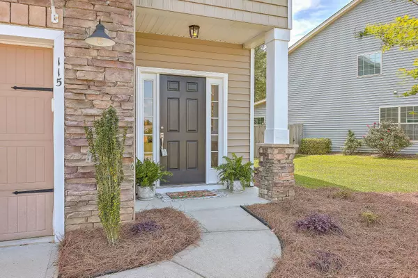 115 Carolina Wren Ave, Moncks Corner, SC 29461
