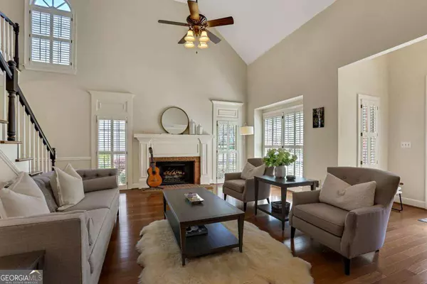 4481 Dobbs XING, Marietta, GA 30068