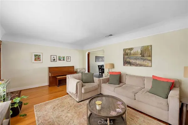 743 Omar ST, Glendale, CA 91202