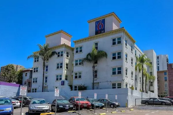 MOTEL IN DOWNTOWN SAN DIEGO, Just East Of Little Italy & South Of The 5 Freeway,