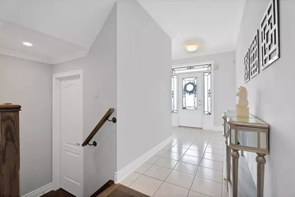 29 Rain Forest Ln, Halton Hills, ON L7G 0L8