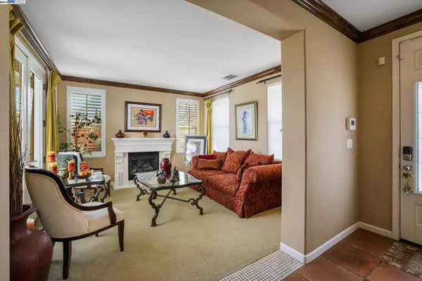 2706 Montego Bay St, Pittsburg, CA 94565