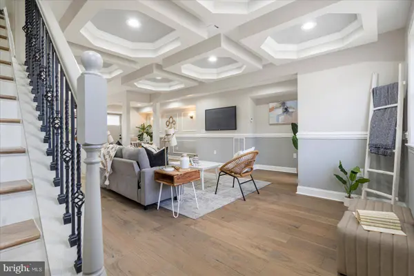 3927 STOKES DR, Baltimore, MD 21229