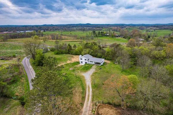 3347 SE Hunt Rd, Cleveland, TN 37323