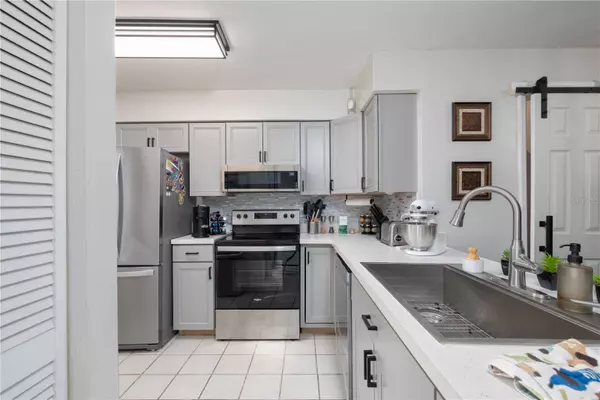 2109 SW 39TH WAY, Gainesville, FL 32607