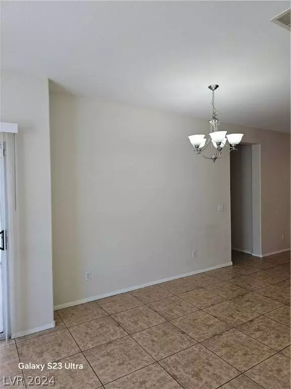 4437 Dover Straight Street #204, Las Vegas, NV 89115