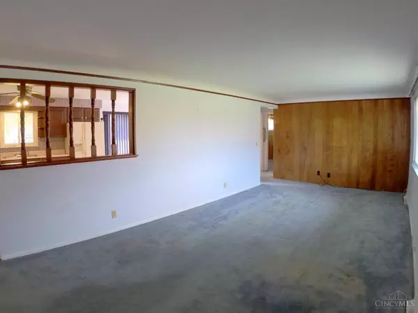 477 Richard Ln, Union Twp, OH 45244