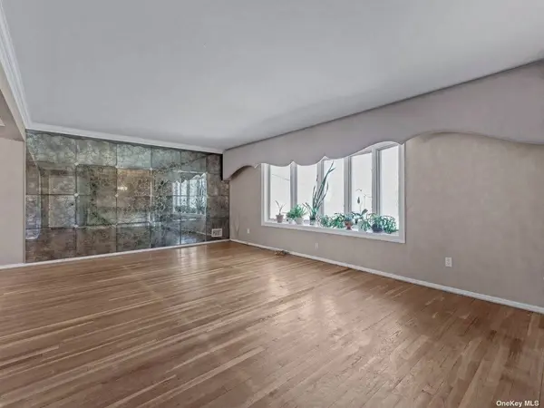 141-10 South DR, Malba, NY 11357