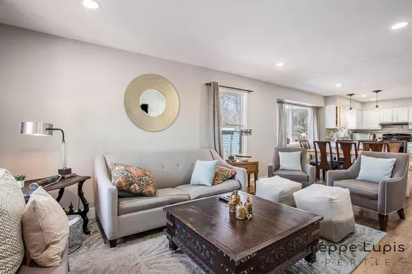 247 43rd SE Street, Kentwood, MI 49548