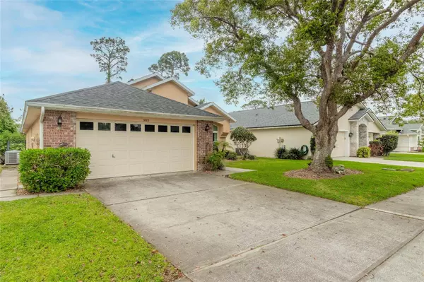 5783 HEATHERMERE LN, Port Orange, FL 32127