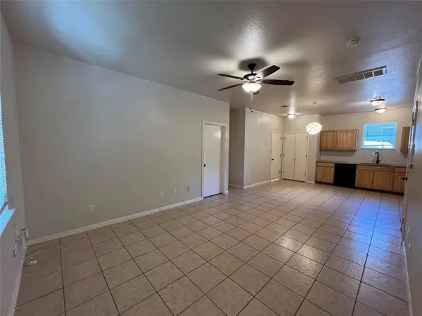 2506 8th ST #A, Austin, TX 78702