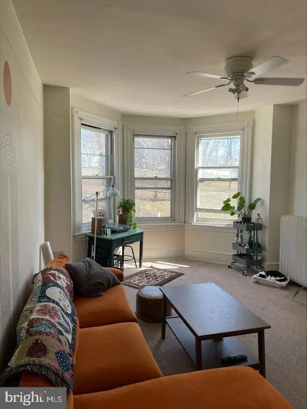 5338 RIDGE AVE, Philadelphia, PA 19128