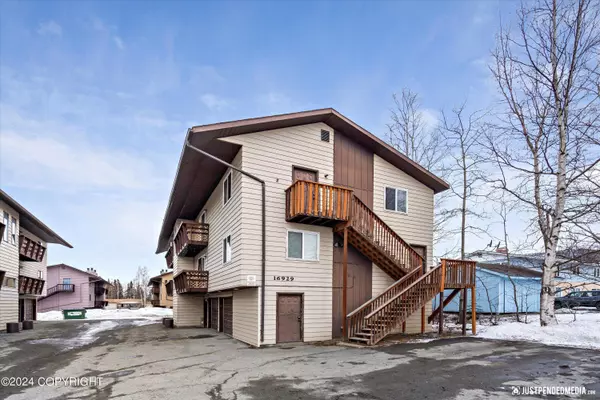 16929 Coronado ST, Eagle River, AK 99577