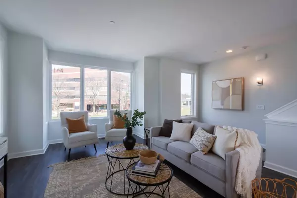 1219 Shermer RD, Northbrook, IL 60062