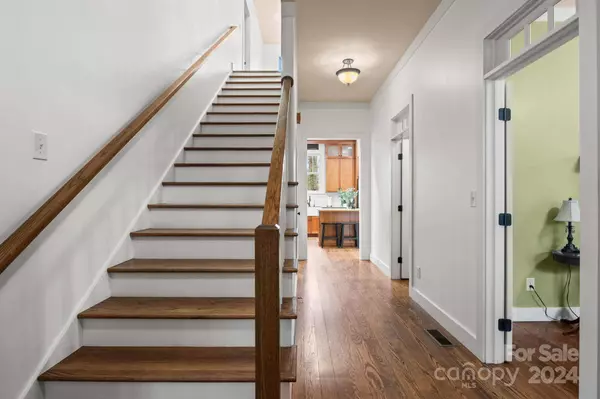 144 Rabbit Ridge RD, Fletcher, NC 28732