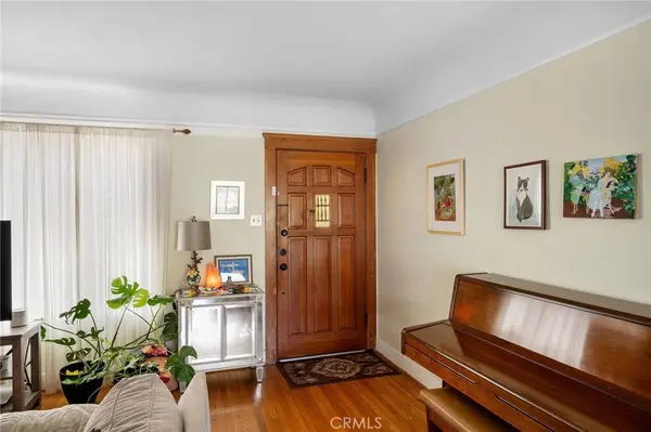 743 Omar ST, Glendale, CA 91202