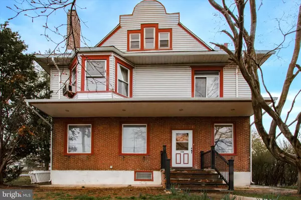 108 E TOWNSHIP LINE RD, Havertown, PA 19083