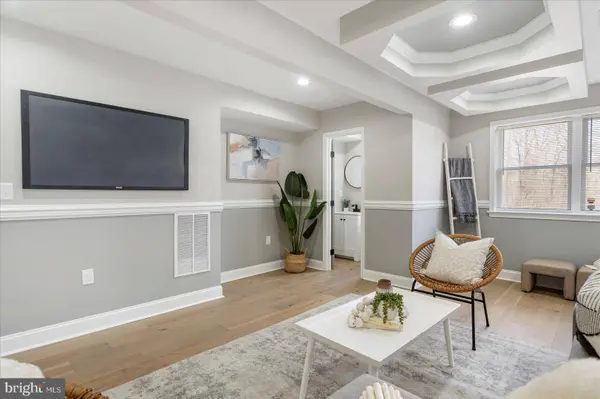 3927 STOKES DR, Baltimore, MD 21229