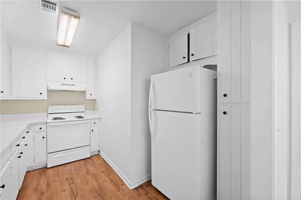 5165 Wexford LN, Norcross, GA 30071