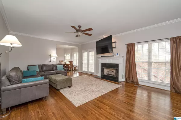 8059 MITCHELL LANE, Vestavia Hills, AL 35216