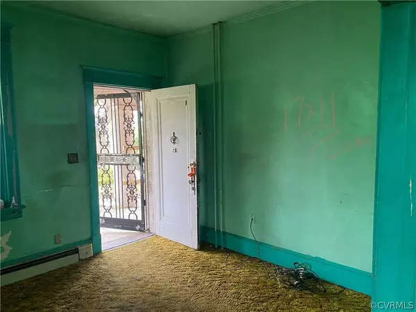 331 Dalton AVE, Petersburg, VA 23803