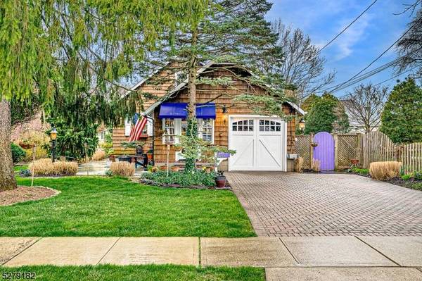 95 Lake Ave, Metuchen Boro, NJ 08840