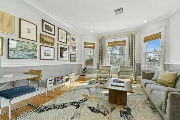 10 Fairview St #2, Boston, MA 02131