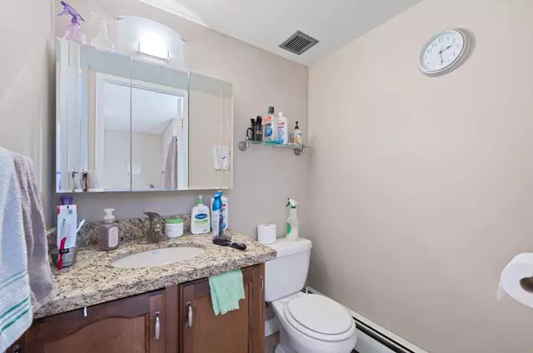 1208 14 AVE SW #305, Calgary, AB T3C 0V9