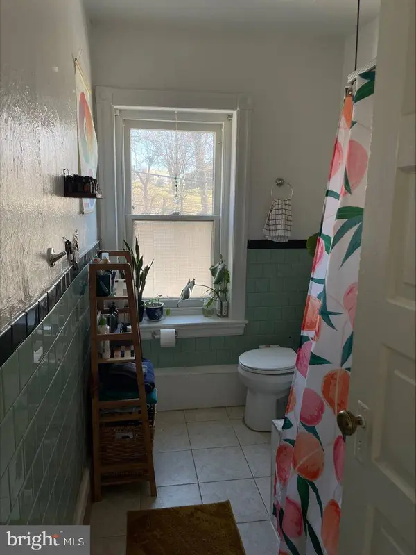 5338 RIDGE AVE, Philadelphia, PA 19128