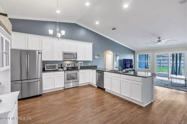 3047 CAPTIVA BLUFF RD, Jacksonville, FL 32226