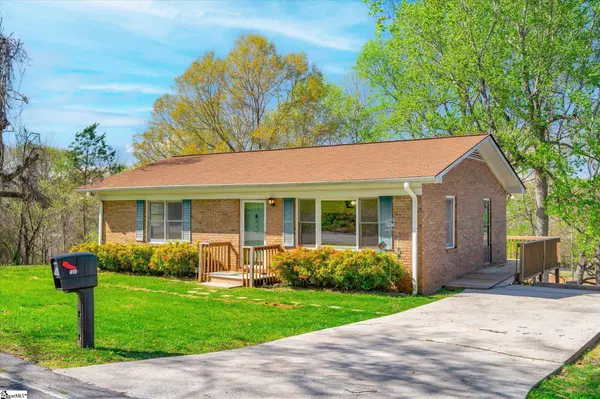 419 Pineview Drive, Pickens, SC 29671