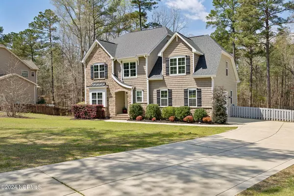 211 Dresden Lane, Whispering Pines, NC 28327