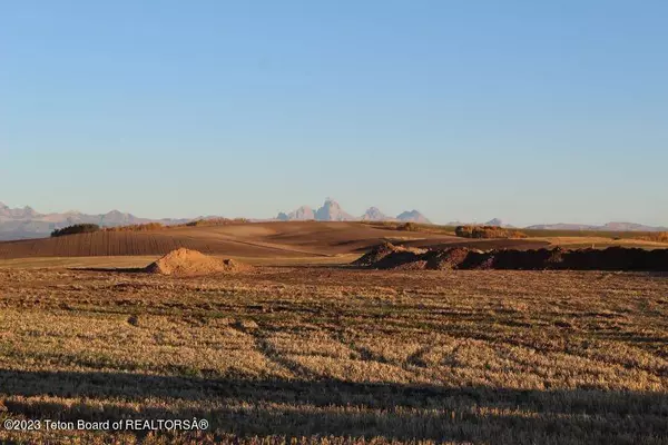 4129 MOUNTAIN SHADOWS LN, Drummond, ID 83420